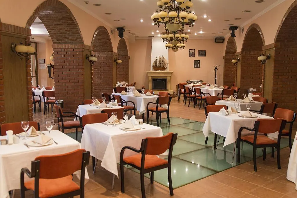 Caro Horoscop Hotell Bukarest